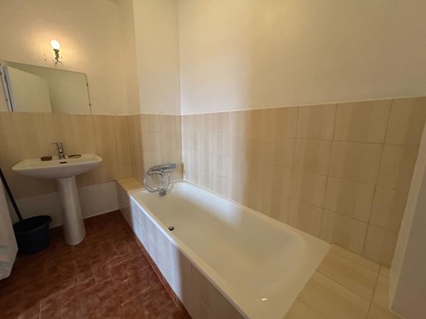 À LOUER - APPARTEMENT - LA FERTE ALAIS