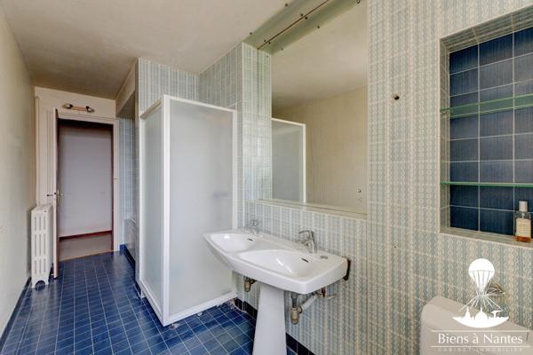 Nantes Appartement T5 quartier monselet Ascenseur, parking , Nantes Nantes Appartement T5 quartier monselet Ascenseur, parking , Nantes