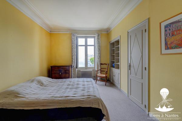 Nantes Appartement T5 quartier monselet Ascenseur, parking , Nantes Nantes Appartement T5 quartier monselet Ascenseur, parking , Nantes