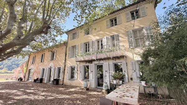 À vendre – Domaine de caractère à Vidauban (Var)