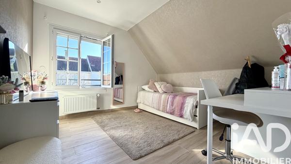 Maison à vendre 6 pièces 108 m² Chelles