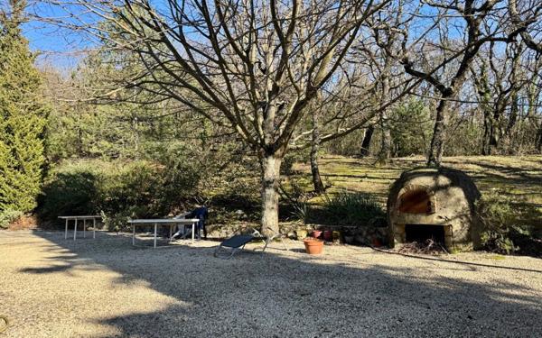 Maison à vendre    6 pièces •  Malataverne