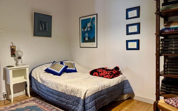 Maison à vendre    6 pièces •  Malataverne