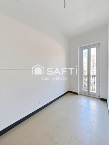 Perier Delibes-13008-type2 55m2-bail en cours.