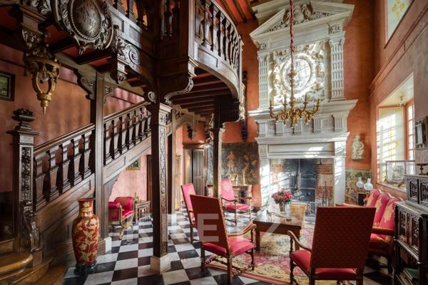 Manoir et dépendances - piscine sur 2,3 ha