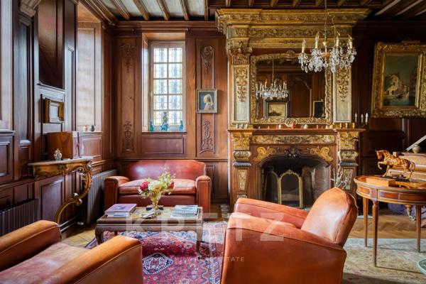 Manoir et dépendances - piscine sur 2,3 ha