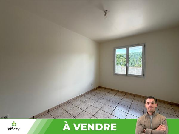 Maison
         6 pièces
        - 152 m²
