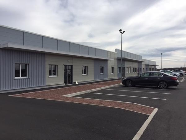 LOCAUX PROFESSIONNELS OU COMMERCIAUX NEUFS