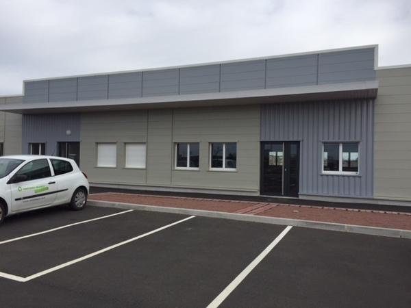 LOCAUX PROFESSIONNELS OU COMMERCIAUX NEUFS