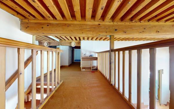 Appartement à vendre    2 pièces • 66,71 m2 Lyon 4