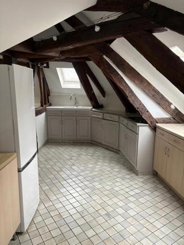 Appartement à ROUEN, 76000 - 3 pièces 85m²