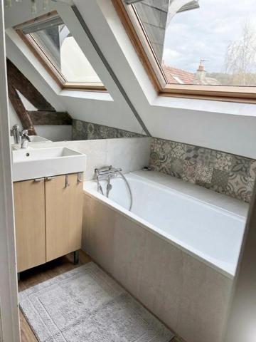 Appartement à ROUEN, 76000 - 3 pièces 85m²