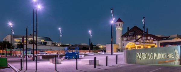LOCAUX COMMERCIAUX AU COEUR DU CENTRE COMMERCIAL "PADDOCK" (ROMAINVILLE)