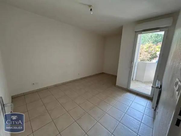 Appartement à louer 2 pièces 41.08m² La Seyne-sur-Mer (83500)