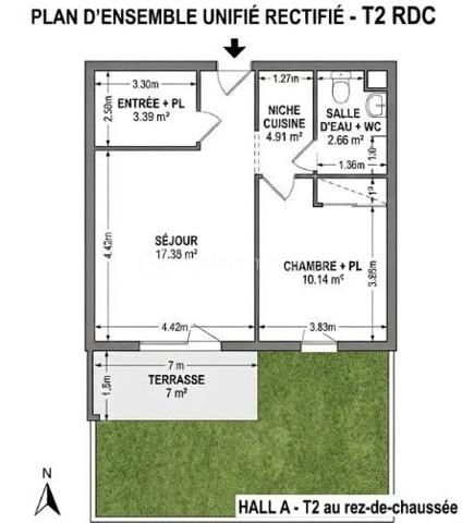À SAISIR : Charmant 2 Pièces avec Jardin et Terrasse – Proche RER A Noisy-Champs
​Découvrez ce charmant appartement de 2 pièces au rez-de-chausséen, d'une surface de 38,40 m² loi Carrez, situé au rez-de-chaussée d'une petite résidence bien entretenue de 2003 dans le secteur prisé à Noisy-le-Grand. Son véritable atout coup de cœur réside dans son magnifique espace extérieur privatif d'environ 27 m², composé d'une terrasse de 7 m² et d'un agréable jardin engazonné, vous offrant un véritable havre de paix en pleine ville pour profiter des beaux jours.
​Cet appartement bénéficie d'une distribution fonctionnelle et parfaitement optimisée. L'entrée, dotée d'un placard de rangement pratique, vous mène vers un séjour lumineux de plus de 17 m². Cette agréable pièce de vie intègre une cuisine équipée ouverte, créant un espace convivial qui se prolonge naturellement vers la terrasse et le jardin grâce à de grandes baies vitrées. L'espace nuit, bien séparé, se compose d'une chambre confortable de plus de 10 m² avec placard intégré, offrant une vue dégagée et apaisante sur la verdure, ainsi que d'une salle d'eau fonctionnelle avec WC.
​L'environnement constitue un point fort incontestable de ce bien. Vous profiterez d'un emplacement stratégique alliant le calme d'une résidence à taille humaine et la proximité immédiate des transports. La gare RER A de Noisy-Champs se trouve à seulement 750 mètres, vous permettant de rejoindre très rapidement Paris et les grands pôles de l'Est parisien. De plus, plusieurs lignes de bus, dont la ligne 320, sont accessibles à quelques pas pour faciliter vos déplacements quotidiens sur la commune et ses environs.
​Pour votre confort au quotidien, toutes les commodités sont facilement accessibles à pied. Vous trouverez dans le secteur immédiat un supermarché, une pharmacie, des établissements scolaires, des équipements sportifs ainsi que des commerces de proximité. Les amateurs de shopping ou de loisirs apprécieront également l'accès rapide au grand centre commercial Les Arcades de Noisy-le-Grand, qui regroupe un hypermarché, de nombreuses boutiques, des restaurants et un cinéma.
​Idéal pour un premier achat, une résidence principale ou un investissement locatif sûr, ce deux pièces avec un véritable extérieur est une belle opportunité sur le marché. Un bien associant confort de vie, verdure et proximité de toutes les commodités est rare.
​N'attendez plus pour visiter cet appartement et laissez-vous séduire par son potentiel ! Contactez-moi dès aujourd'hui pour organiser une visite.

*** photographies améliorées par IA _ non contractuels