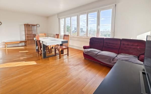 Maison à vendre    5 pièces •  Beaugency