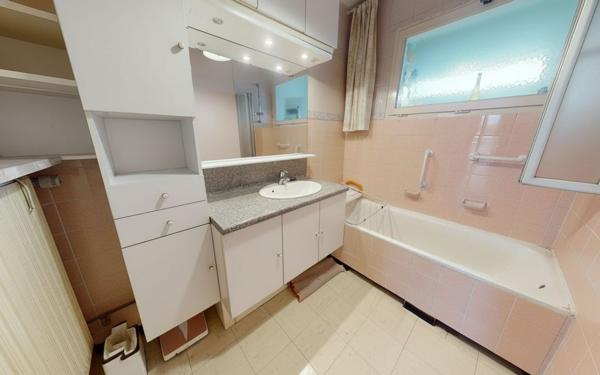 Appartement à vendre    4 pièces • 78 m2 Bischheim