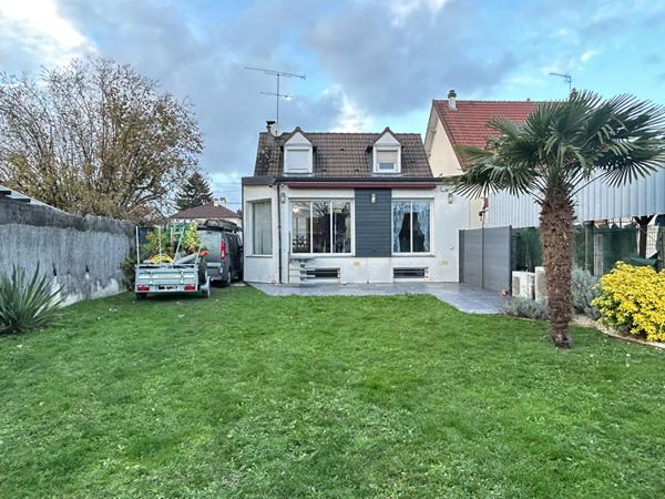 Vente : maison 5 pièces à MITRY MORY