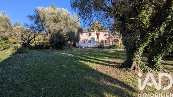 Maison à vendre 7 pièces 192 m² Le Rouret