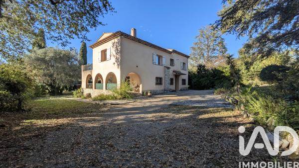 Maison à vendre 7 pièces 192 m² Le Rouret