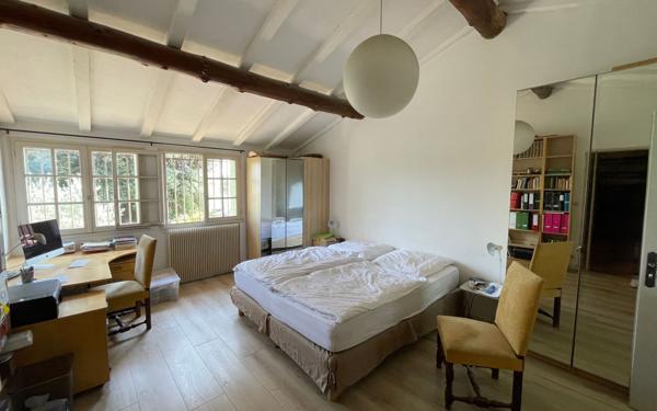 Maison à vendre    6 pièces •  Avignon