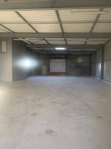 A vendre Louverné local d'activité 850 m2