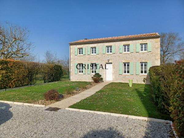 MAISON EN PARFAIT ÉTAT Meschers-sur-Gironde (17132)