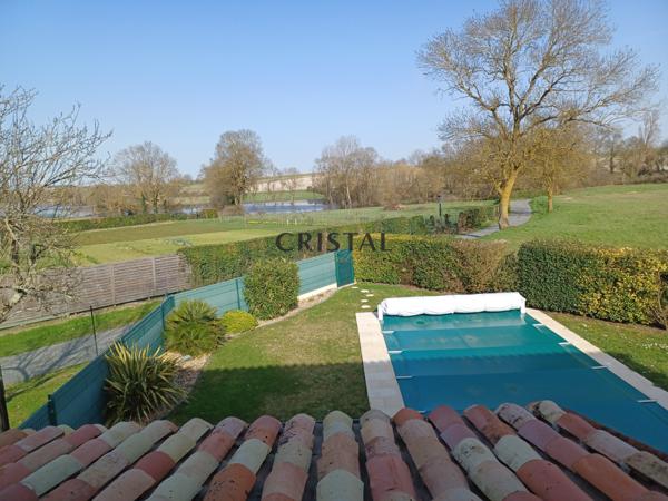 MAISON EN PARFAIT ÉTAT Meschers-sur-Gironde (17132)