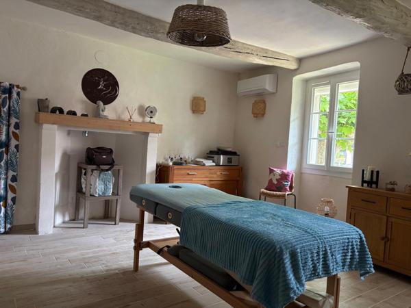 Mas rénové avec goût à fort potentiel