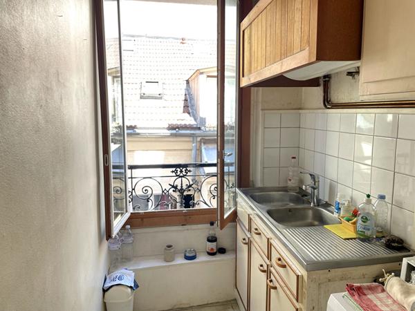 2 pièces à rénover avec un excellent potentiel !