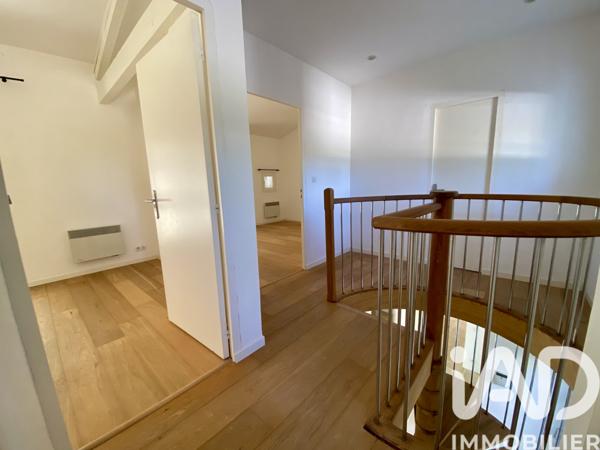 Maison à vendre 11 pièces 295 m² Nîmes
