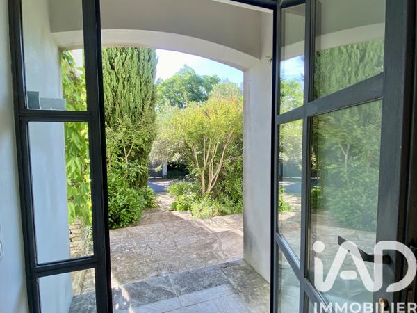 Maison à vendre 11 pièces 295 m² Nîmes