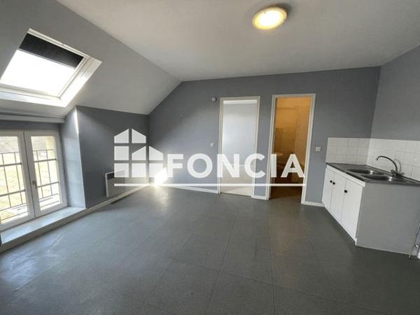 Location Appartement 2 pièces 31 m² - 9 QUAI ARTHUR RIMBAUD Charleville Mezieres 08000