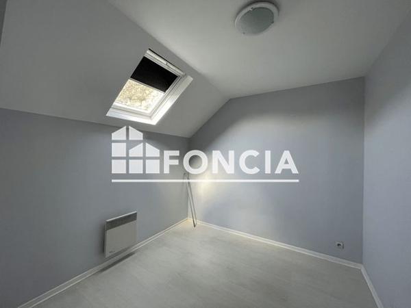 Location Appartement 2 pièces 31 m² - 9 QUAI ARTHUR RIMBAUD Charleville Mezieres 08000