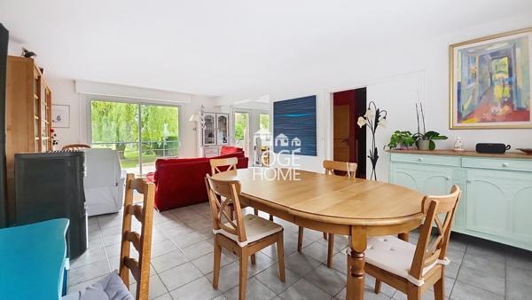 Coup de cœur à beaumont, maison individuelle 4 chambres avec jardin, grand espace de vie et sous-sol complet