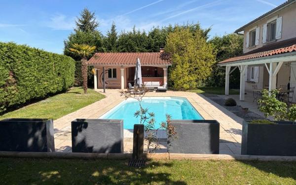 Maison à vendre    4 pièces •  Tignieu-Jameyzieu