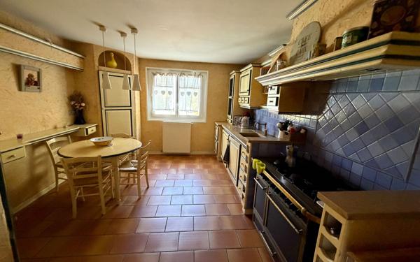 Maison à vendre    4 pièces •  Tignieu-Jameyzieu