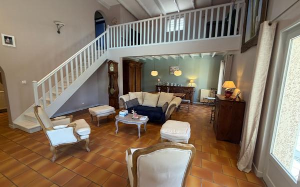 Maison à vendre    4 pièces •  Tignieu-Jameyzieu