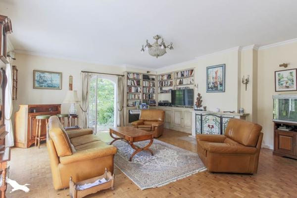 Maison à vendre 625 000 € Jouars-Pontchartrain 7 p 176 m² DPE D