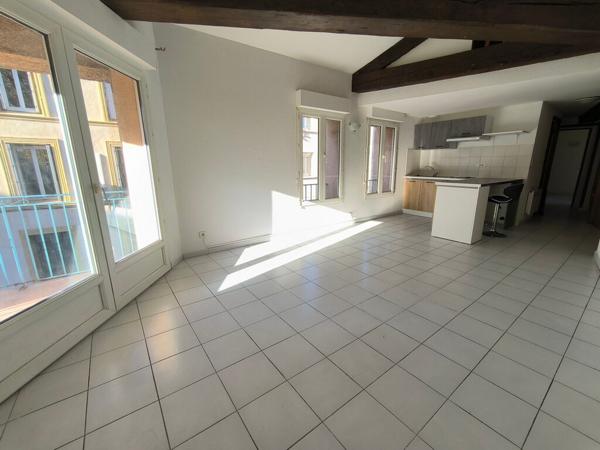 NARBONNE - Appartement T2 avec Mezzanine et Terrasse à louer