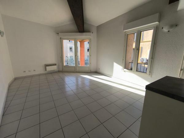 NARBONNE - Appartement T2 avec Mezzanine et Terrasse à louer