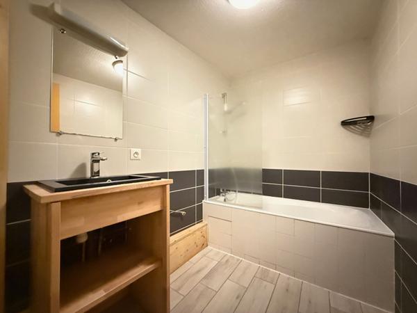 Appartement - 2 pièces - 70 m²