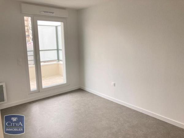 Appartement à louer 3 pièces 65.84m² Joué-lès-Tours (37300)