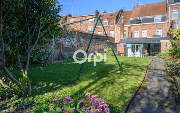 Maison à vendre    8 pièces • 320 m2 Armentières