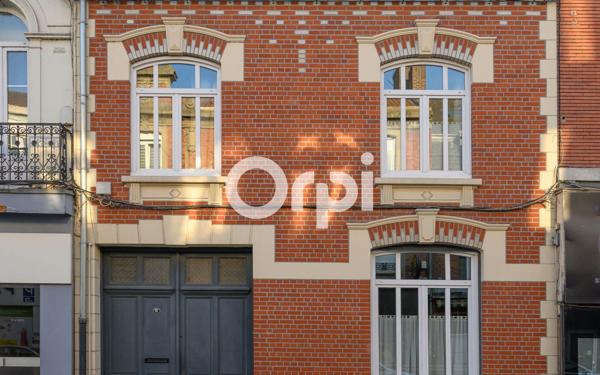 Maison à vendre    8 pièces • 320 m2 Armentières