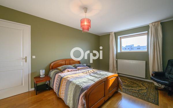 Maison à vendre    8 pièces • 320 m2 Armentières