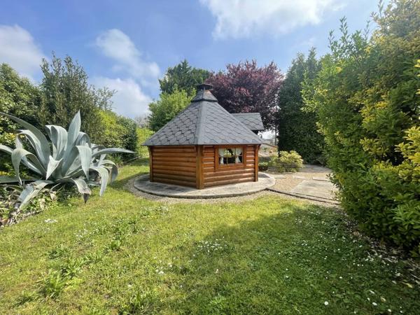 Maison de 5 chbres + studio indépendant - 201 m²