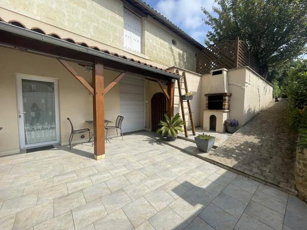 Maison de 5 chbres + studio indépendant - 201 m²