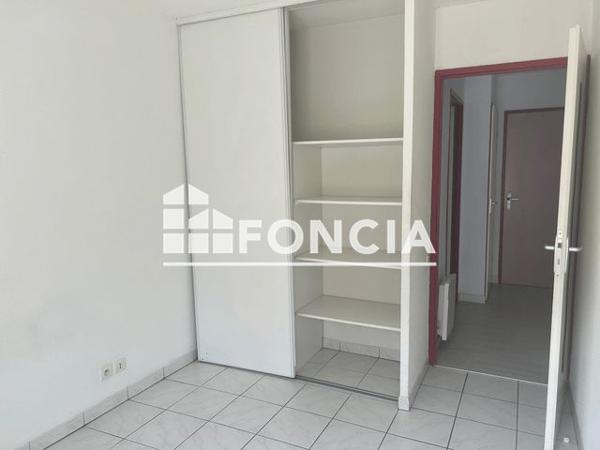 Location Appartement 2 pièces 36.55 m² - 19, AVENUE DE LA MARNE Tarbes 65000