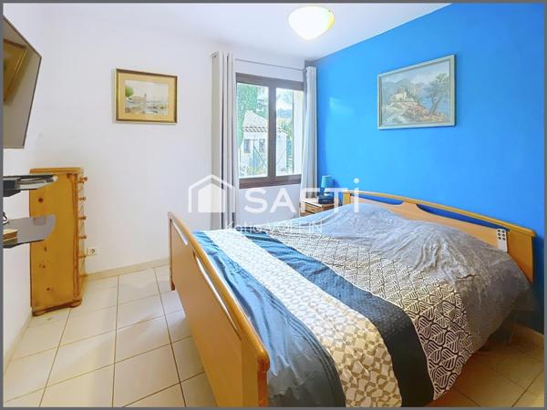 Maison de plain-pied au calme avec piscine